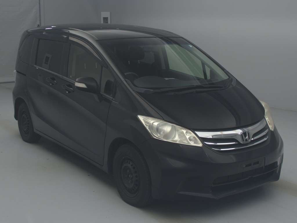 2012 Honda Freed GB3[2]