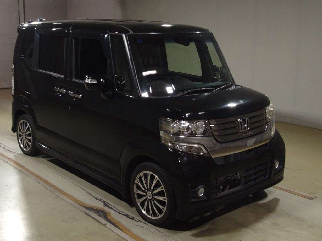 2015 Honda N-BOX CUSTOM JF1[2]