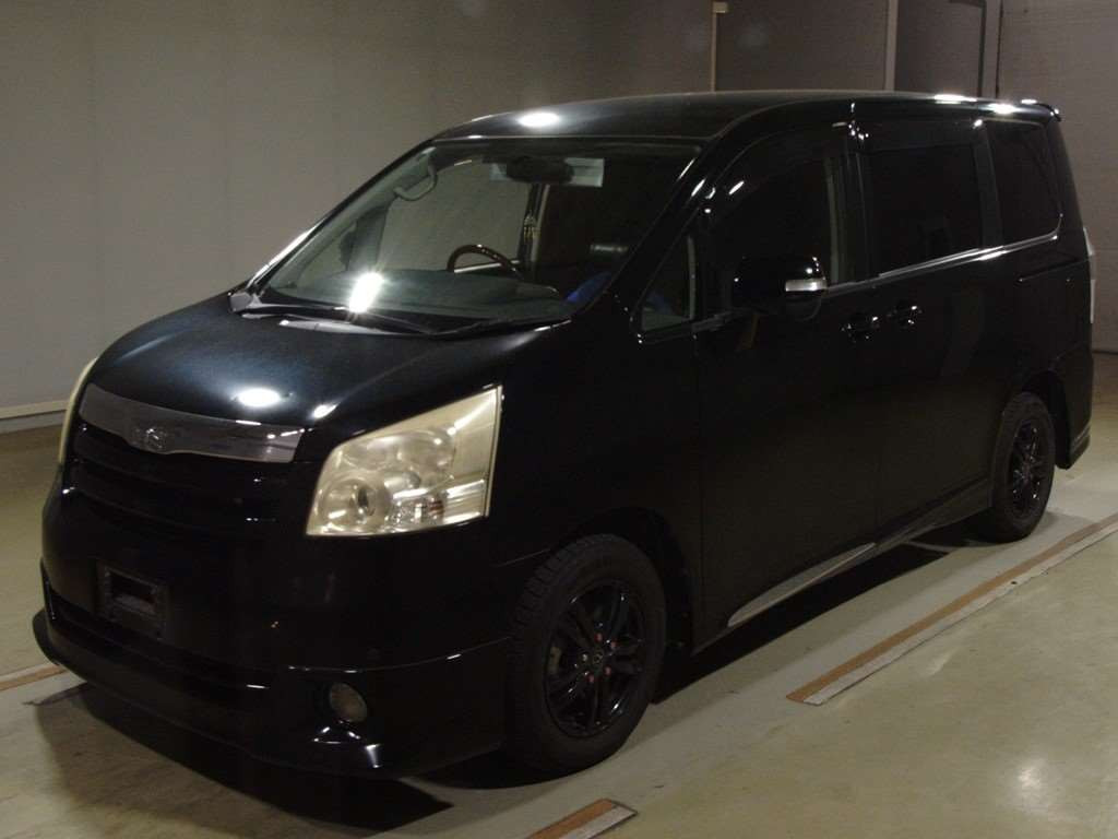 2008 Toyota Noah ZRR70[0]