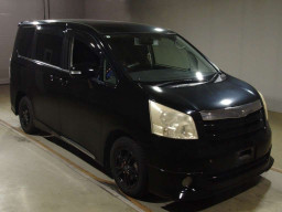 2008 Toyota Noah