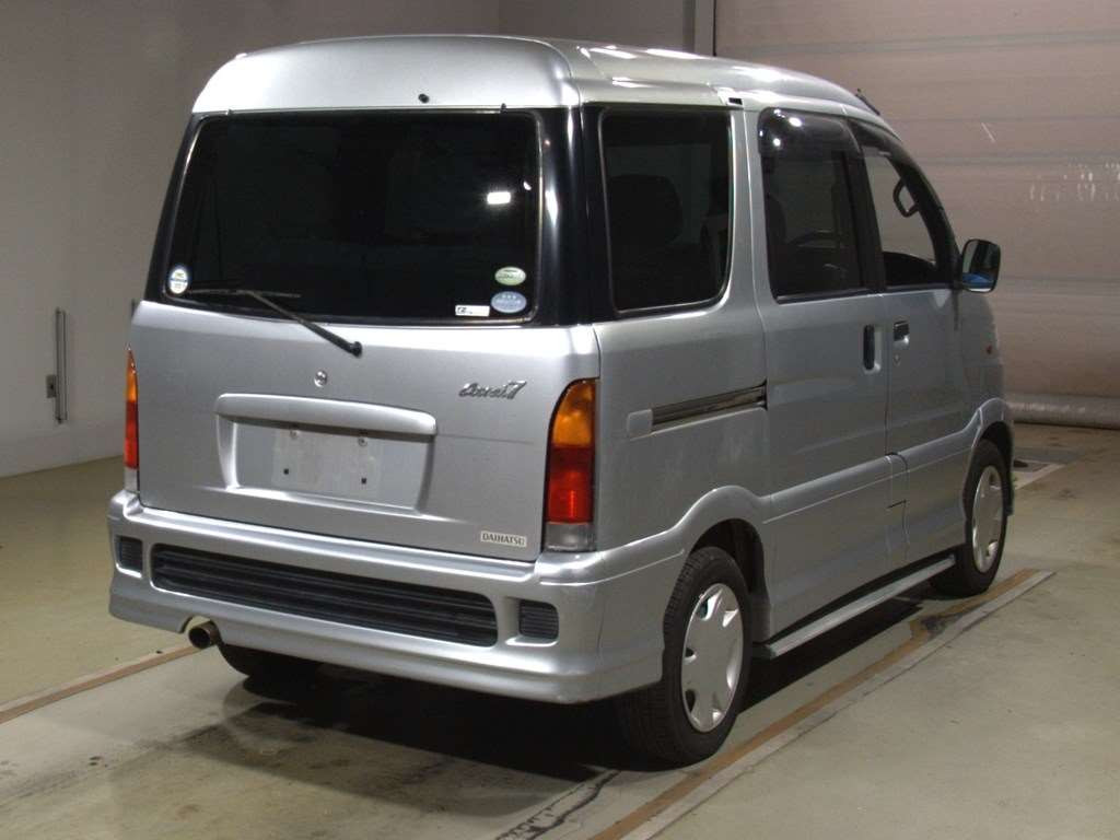 2004 Daihatsu Atrai 7 S221G[1]