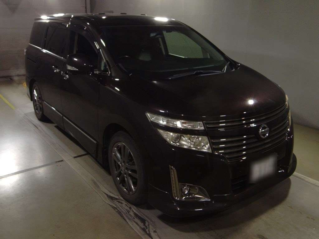 2012 Nissan Elgrand TE52[2]