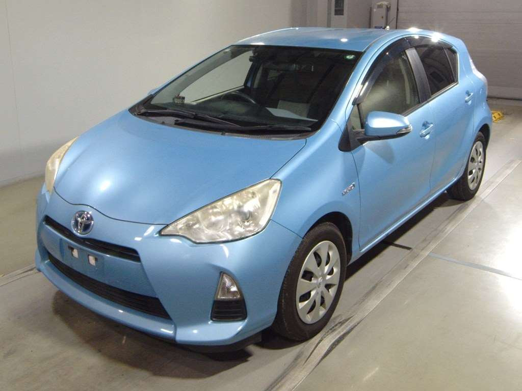 2014 Toyota Aqua NHP10[0]