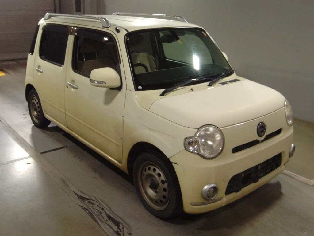 2009 Daihatsu Mira Cocoa L685S[2]