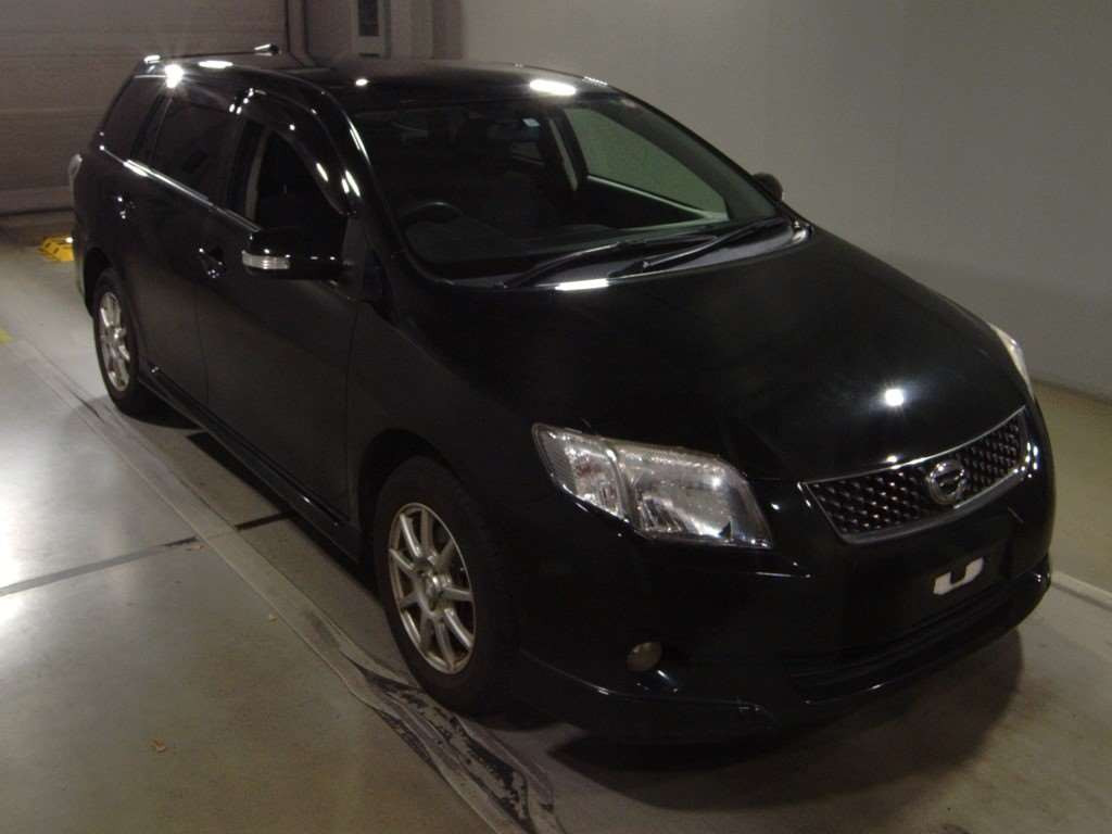 2011 Toyota Corolla Fielder NZE144G[2]