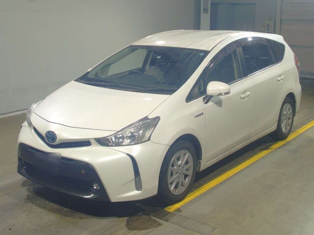 2017 Toyota Prius alpha ZVW41W[0]