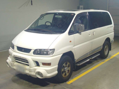 2004 Mitsubishi Delica Spacegear