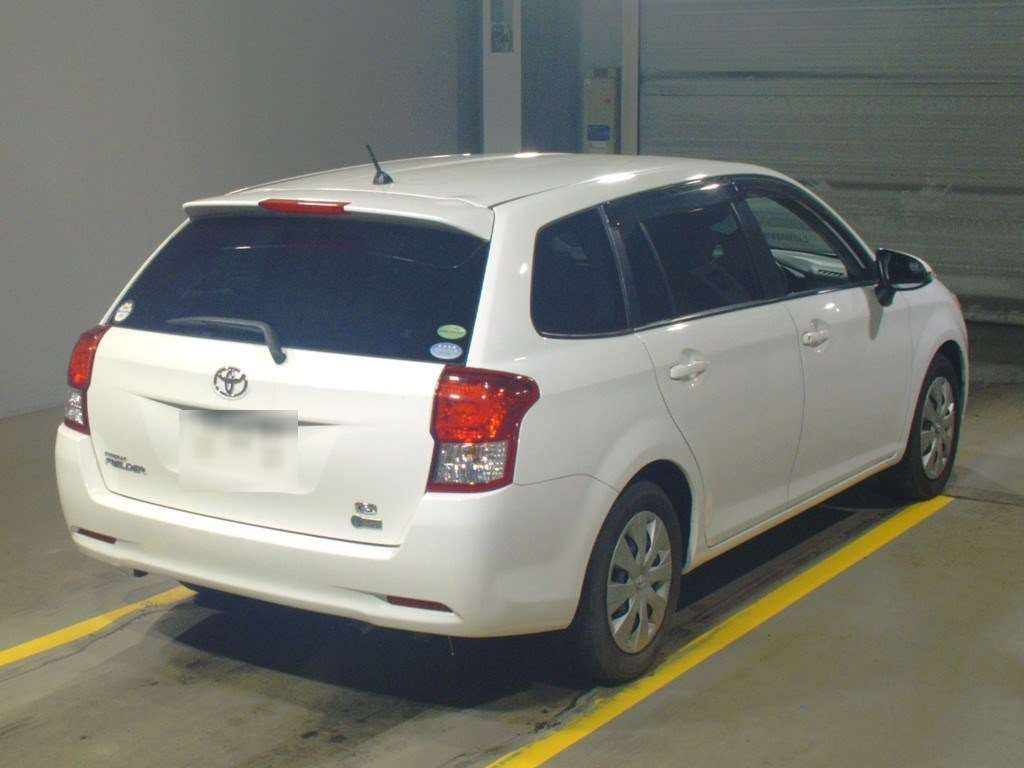 2012 Toyota Corolla Fielder NZE161G[1]