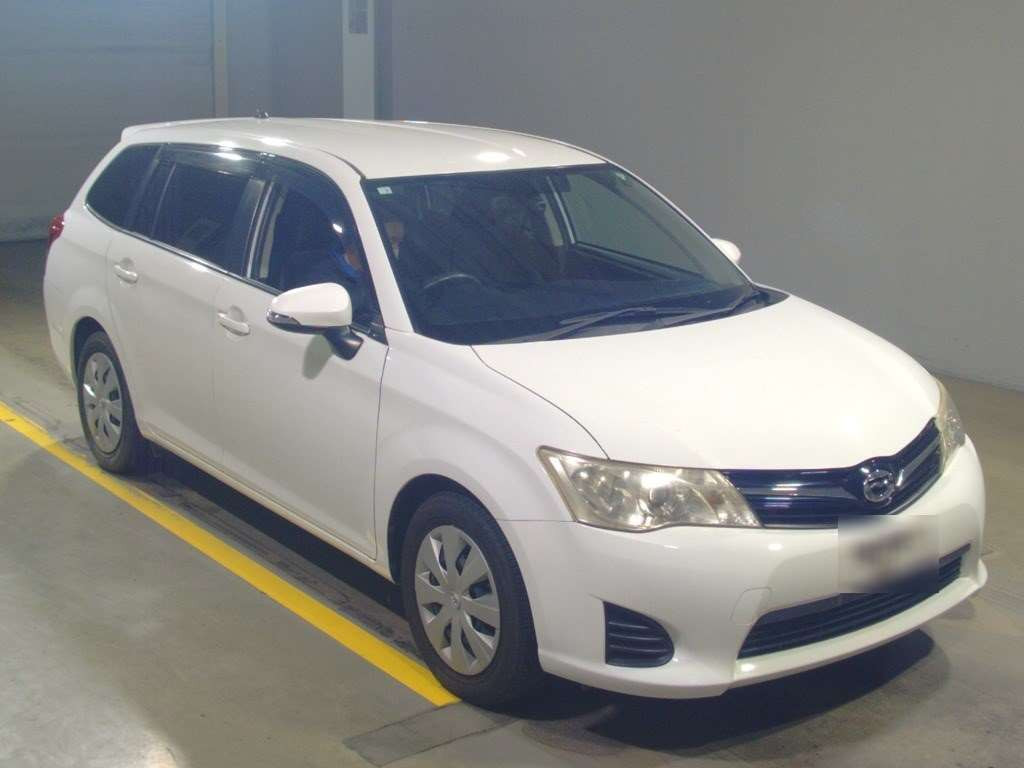 2012 Toyota Corolla Fielder NZE161G[2]