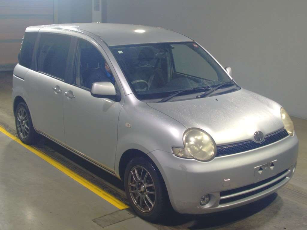 2006 Toyota Sienta NCP81G[2]