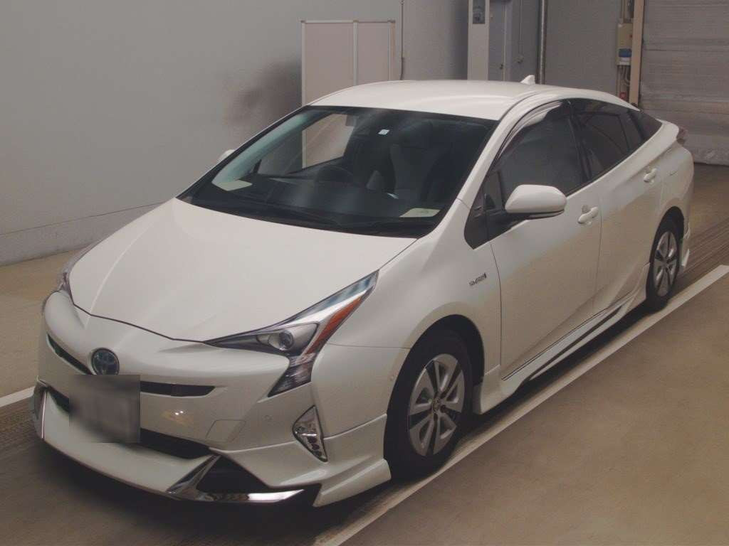 2016 Toyota Prius ZVW51[0]