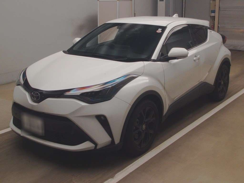 2023 Toyota C-HR NGX10[0]