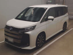 2022 Toyota Noah