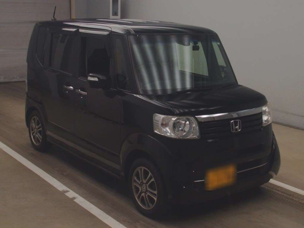 2017 Honda N-BOX JF1[2]