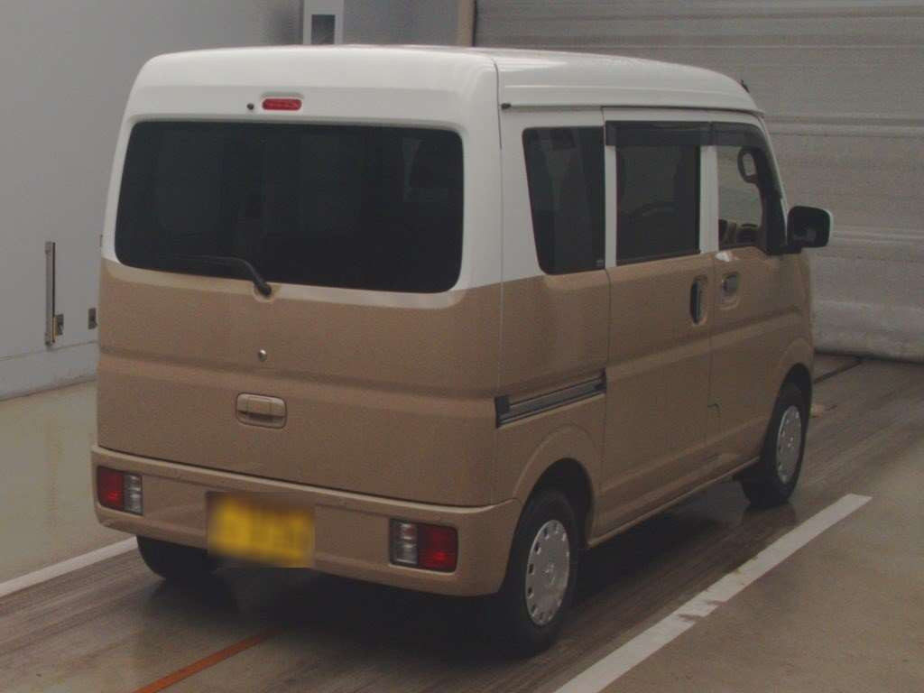 2021 Mitsubishi Minicab Van DS17V[1]