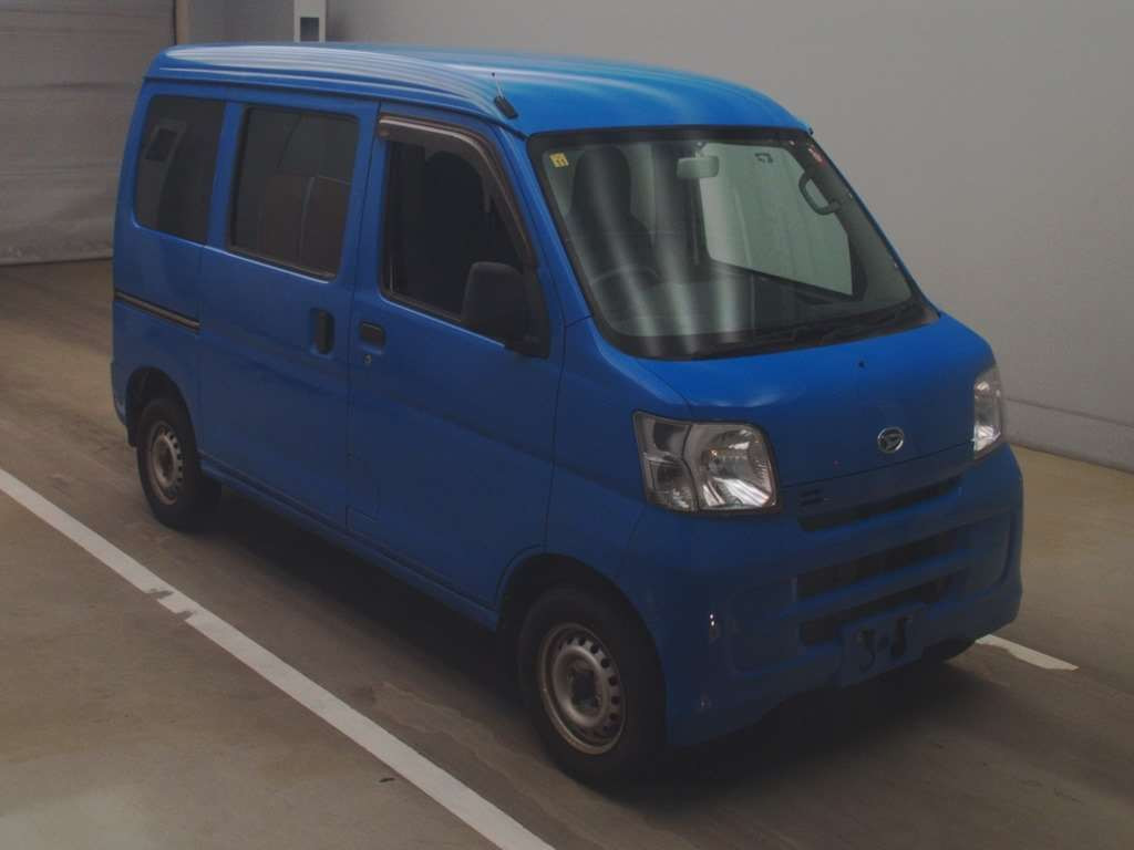 2015 Daihatsu Hijet Cargo S321V[2]