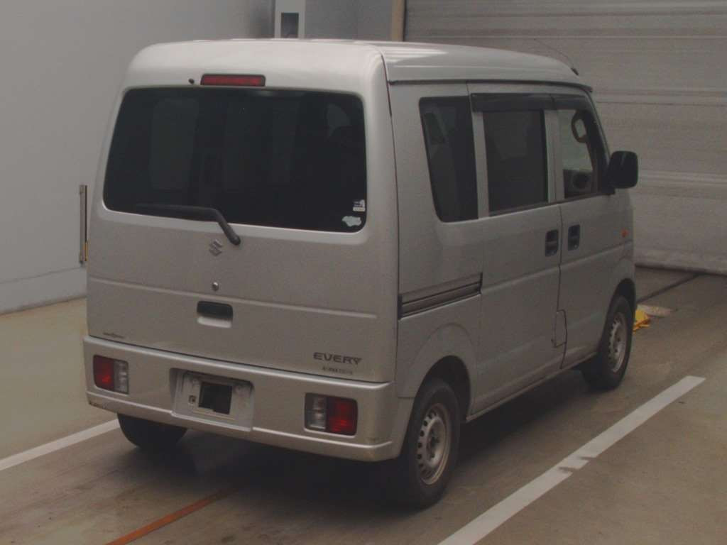 2009 Suzuki Every DA64V[1]