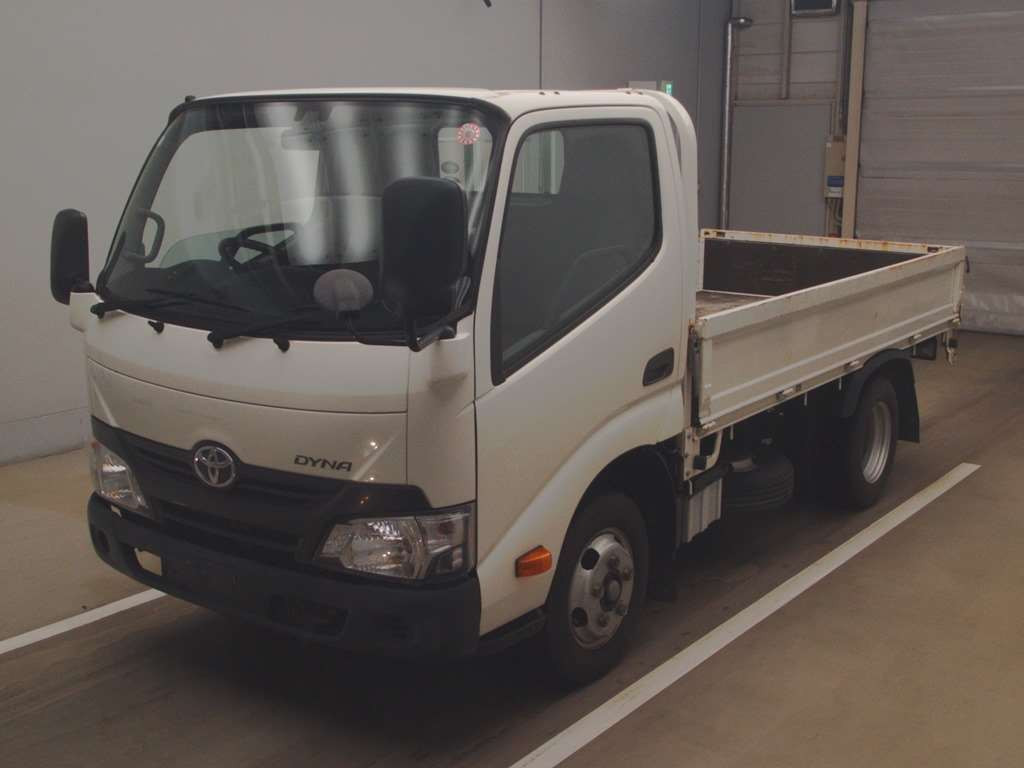 2019 Toyota Dyna Truck XZC605[0]