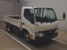 2019 Toyota Dyna Truck