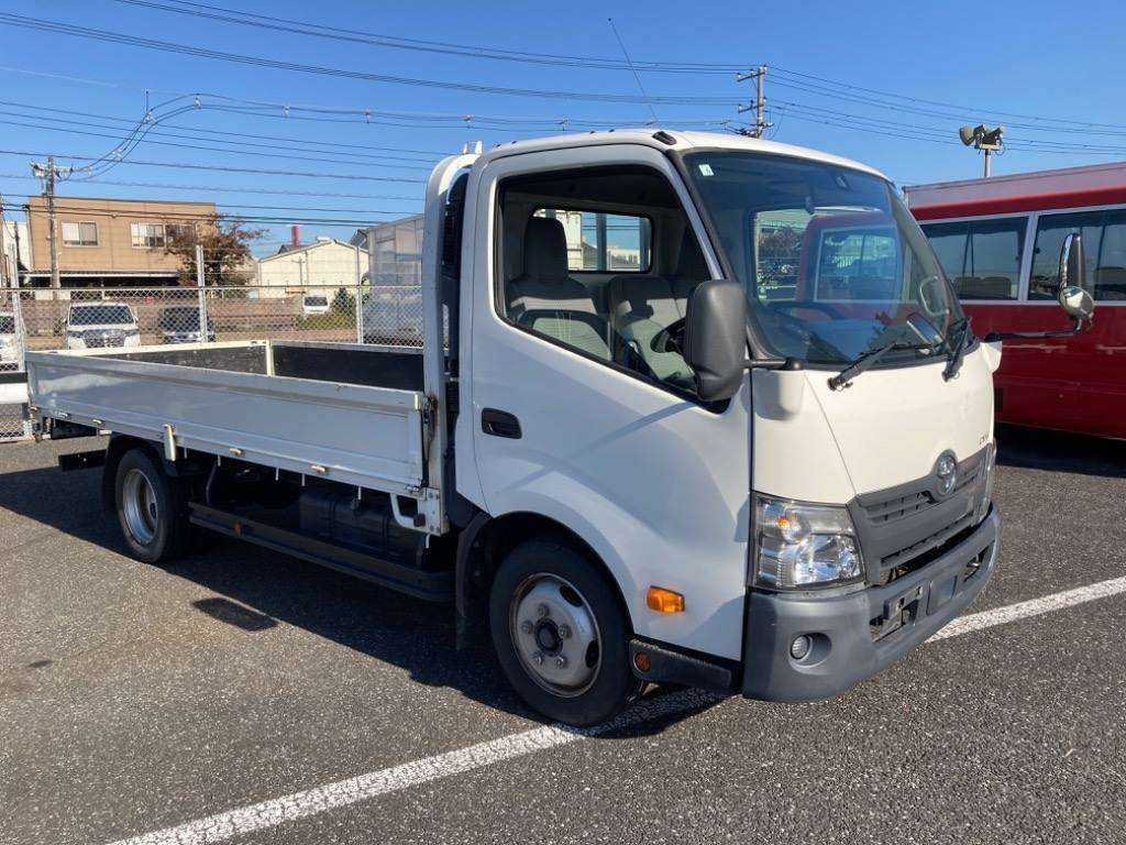 2019 Toyota Dyna Truck XZC710[2]