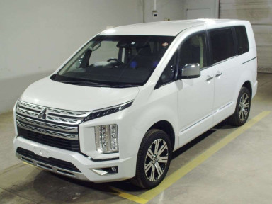 2022 Mitsubishi Delica D5