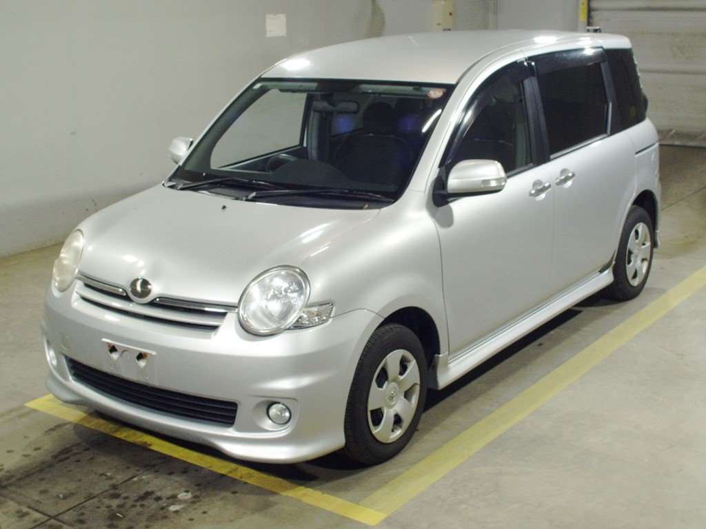 2010 Toyota Sienta NCP85G[0]