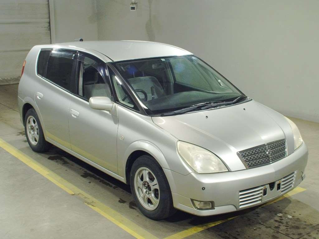 2002 Toyota OPA ZCT15[2]