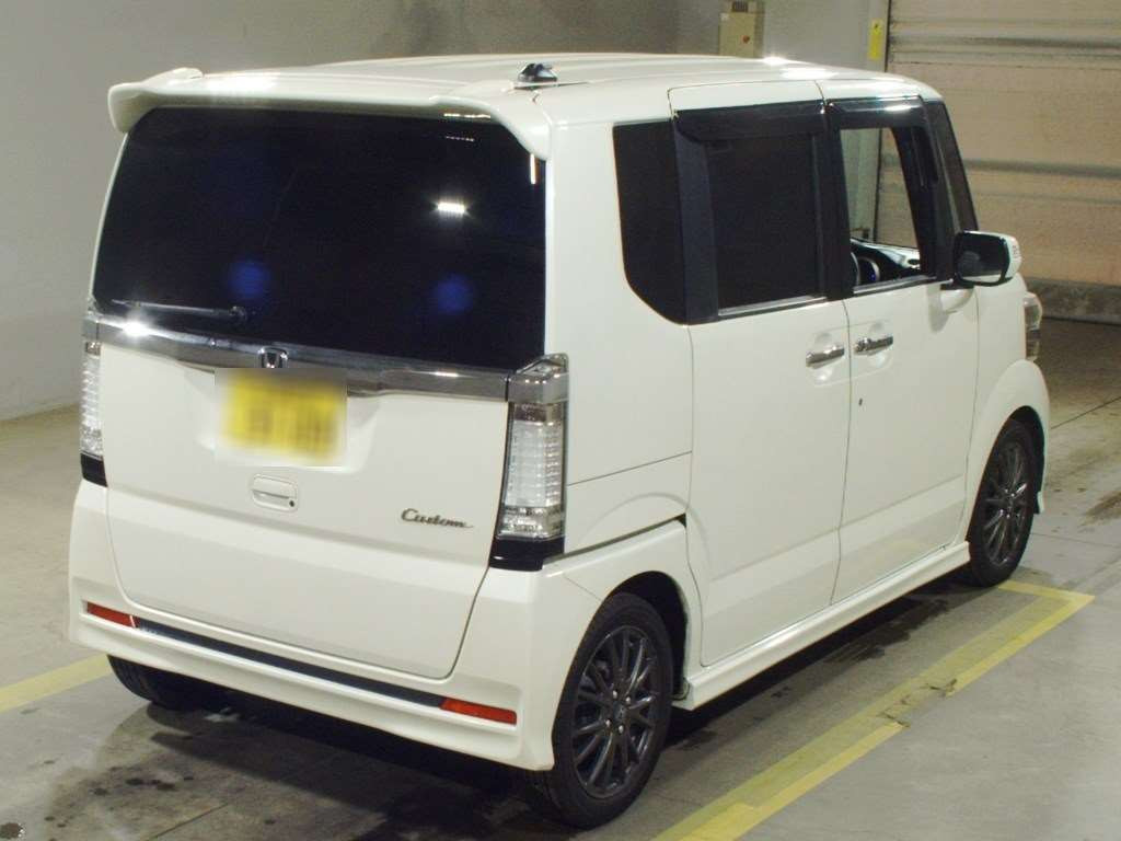 2013 Honda N-BOX CUSTOM JF2[1]