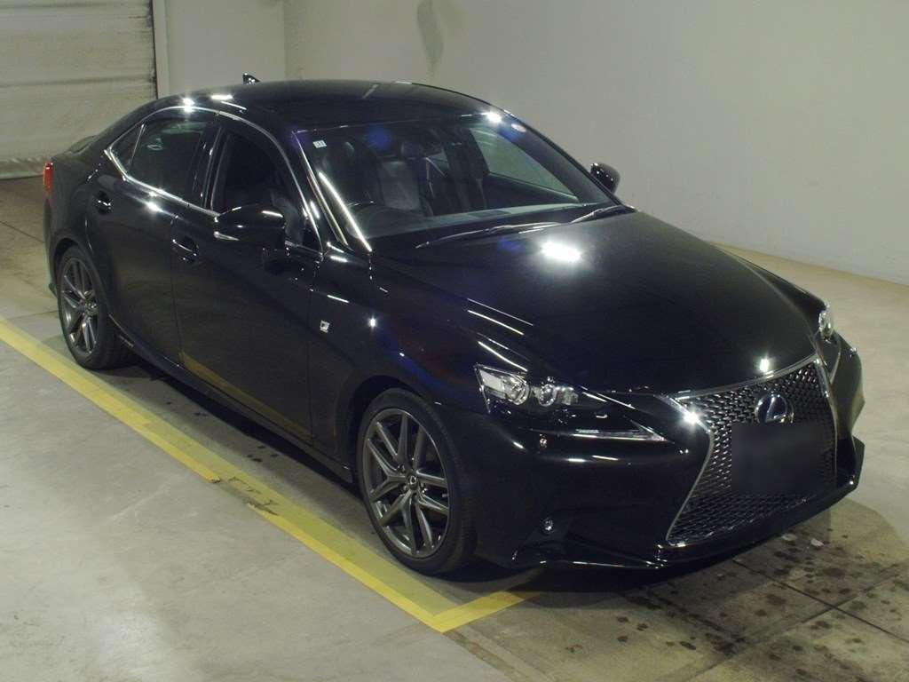 2015 Lexus IS AVE35[2]