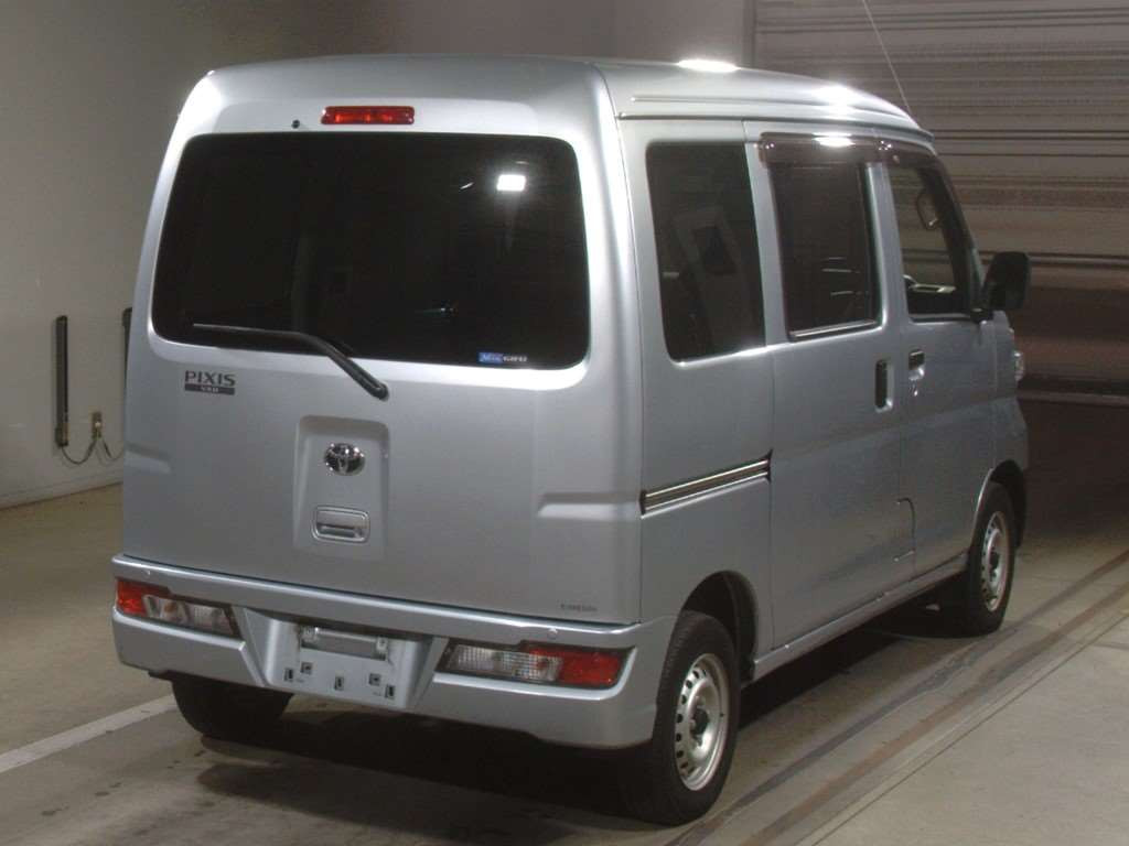 2020 Toyota Pixis Van S321M[1]