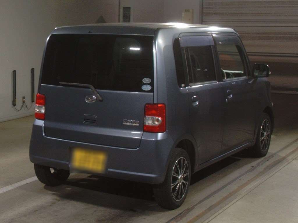 2010 Daihatsu Move Conte L575S[1]