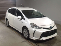 2015 Toyota Prius alpha