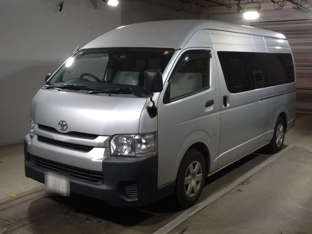 2017 Toyota Hiace Commuter TRH223B[0]