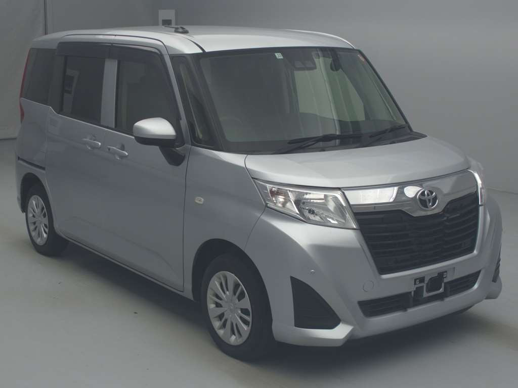 2019 Toyota Roomy M910A[2]