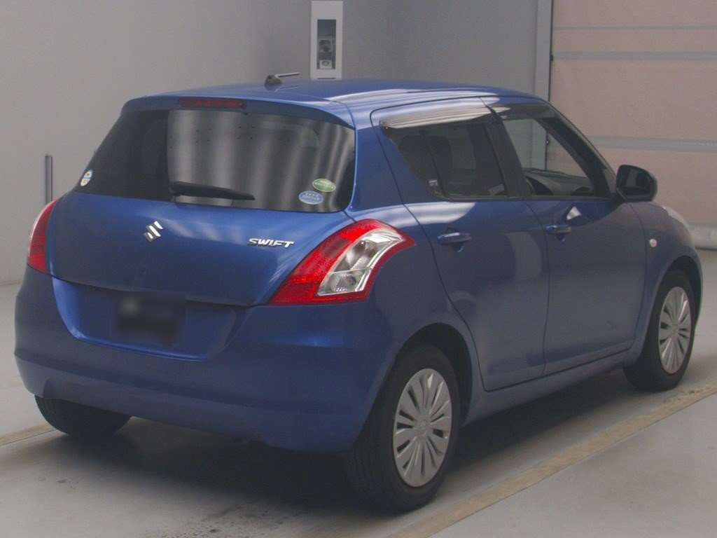 2015 Suzuki Swift ZC72S[1]