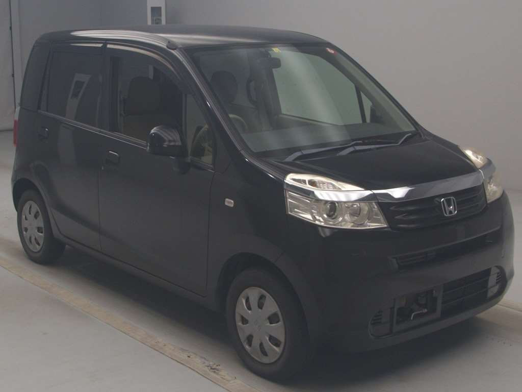 2013 Honda Life JC1[2]