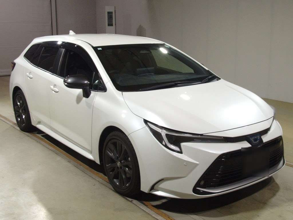 2023 Toyota Corolla Touring Wagon ZWE219W[2]