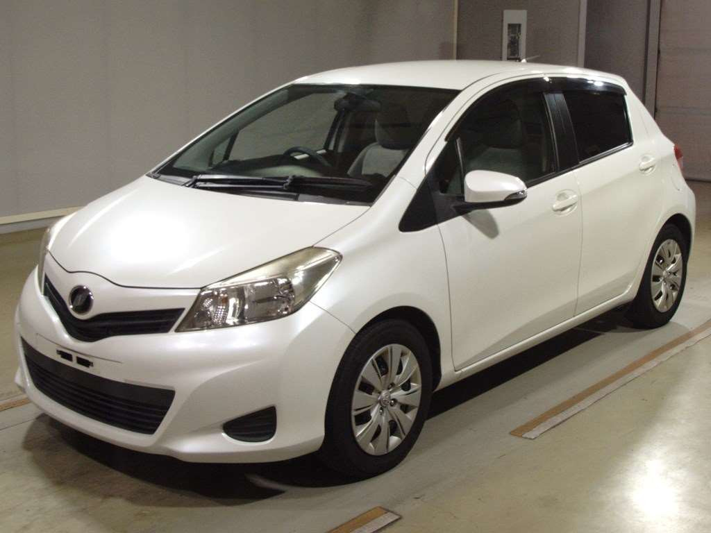 2012 Toyota Vitz NSP130[0]