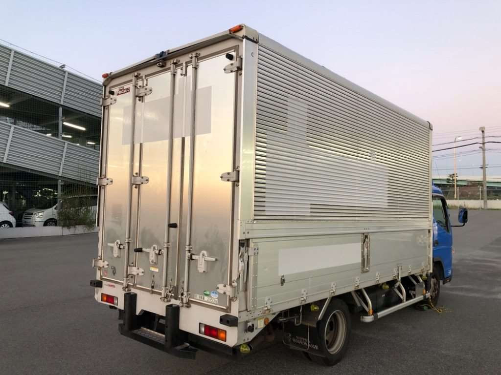 2014 Mitsubishi Fuso Canter FEB50[1]