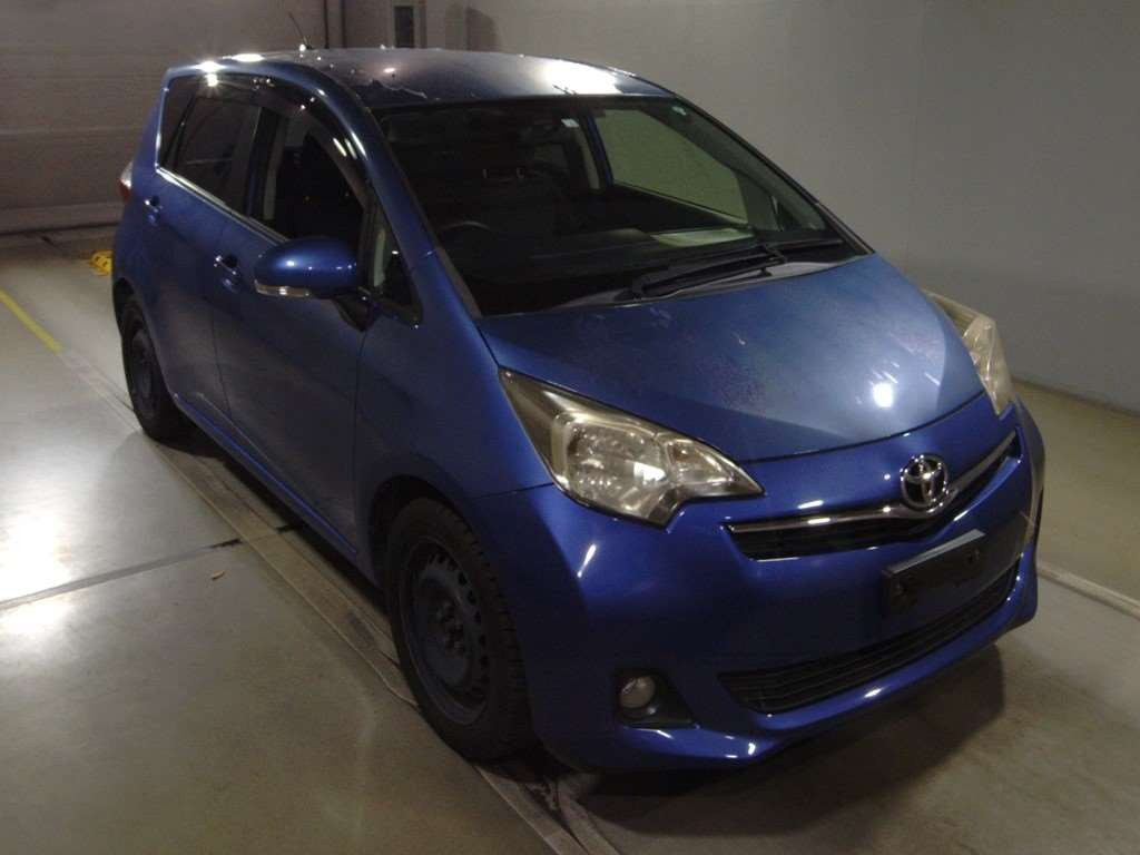 2012 Toyota Ractis NSP120[2]