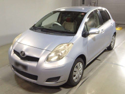 2010 Toyota Vitz