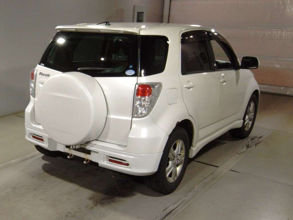 2009 Toyota Rush J210E[1]