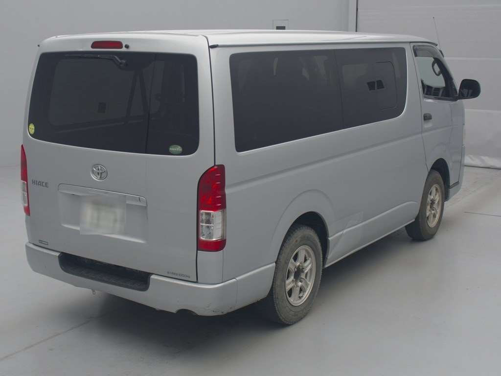 2016 Toyota Hiace Van KDH206V[1]