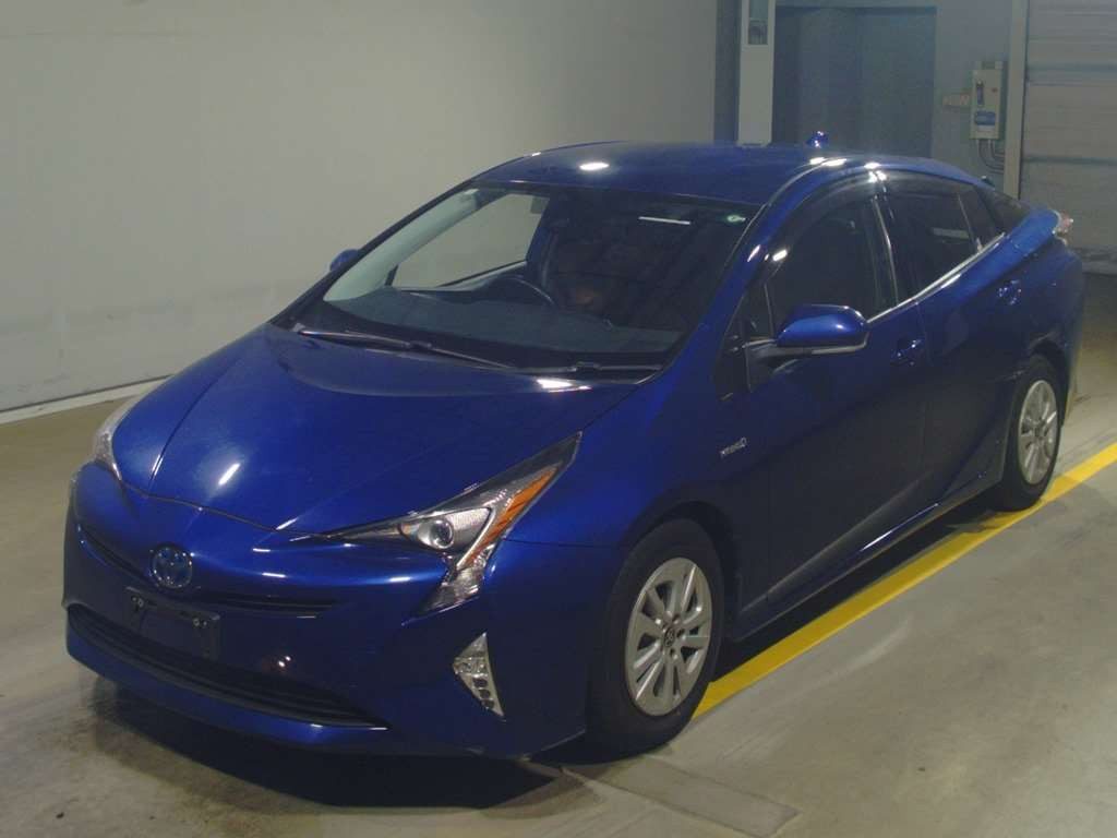 2016 Toyota Prius ZVW50[0]