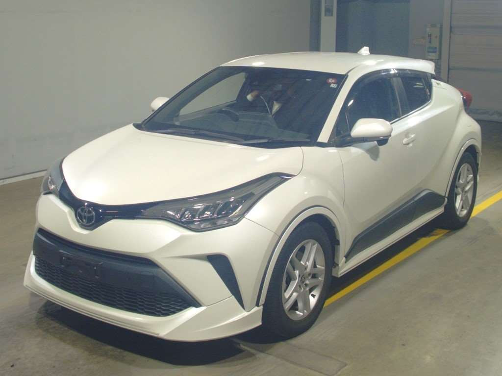 2019 Toyota C-HR NGX10[0]