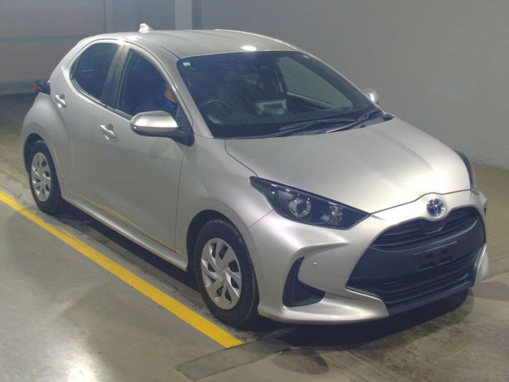 2021 Toyota YARIS MXPH10[2]