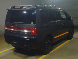 2017 Mitsubishi Delica D5