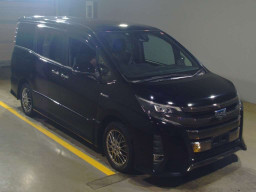 2017 Toyota Noah