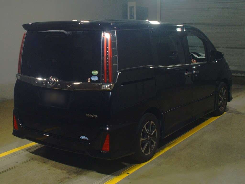 2018 Toyota Noah ZRR80W[1]