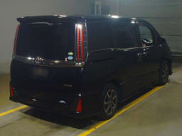 2018 Toyota Noah